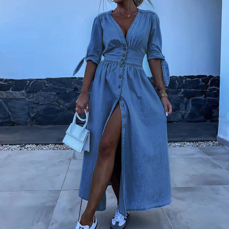 Mina Kleid – Eleganter Jeans-Look mit asymmetrischem Gürtel & geschnürten Ärmeln