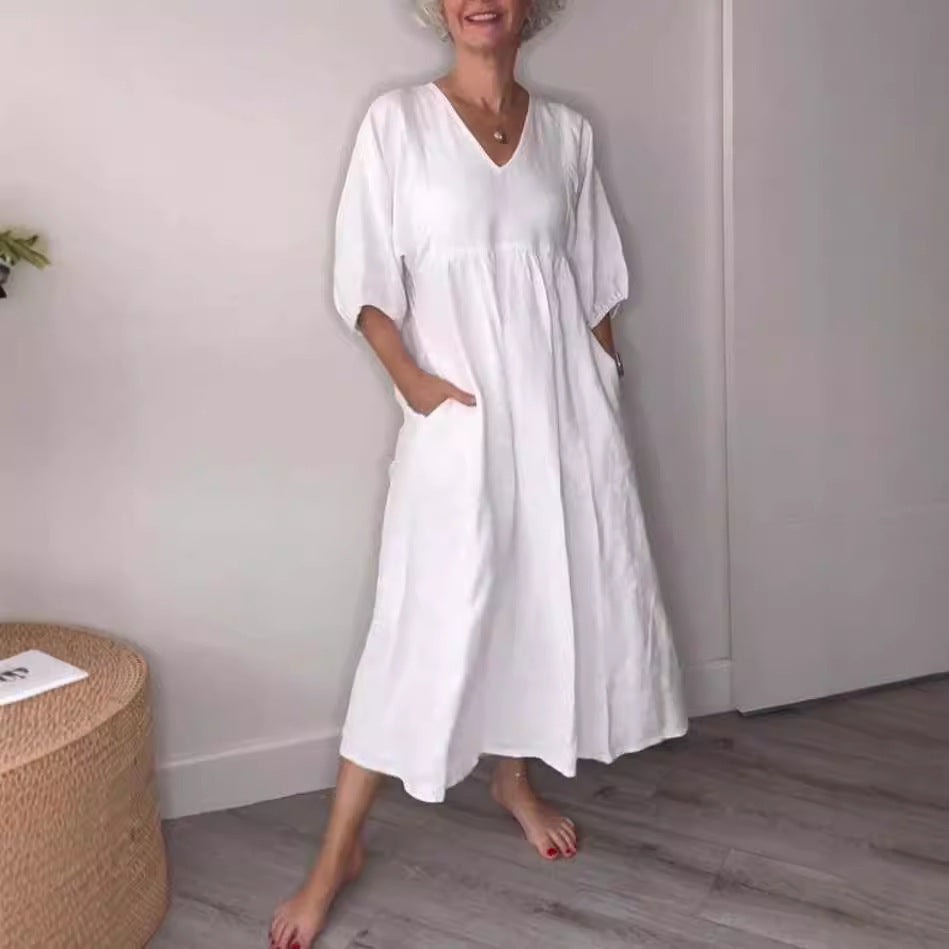 Baumwoll-Leinen Kleid – Tiefer V-Ausschnitt, Faltenrock & Taschen – Lässig & Elegant